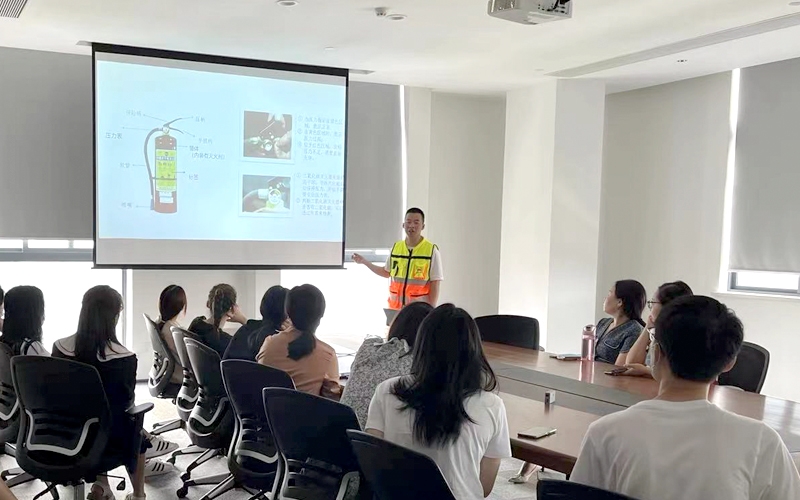 快盈VIII6月安全知识教育活动